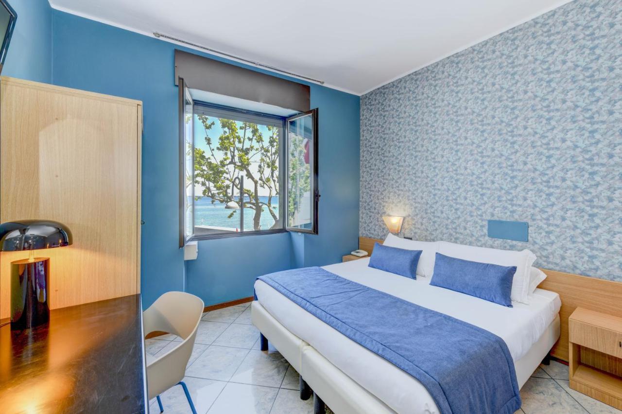 Hotel Aurora Desenzano del Garda Exterior foto