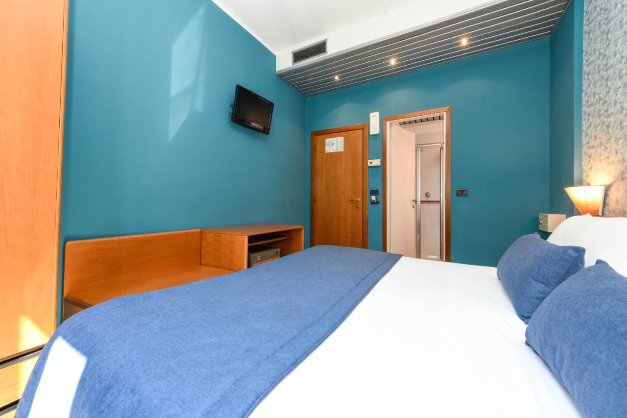 Hotel Aurora Desenzano del Garda Exterior foto