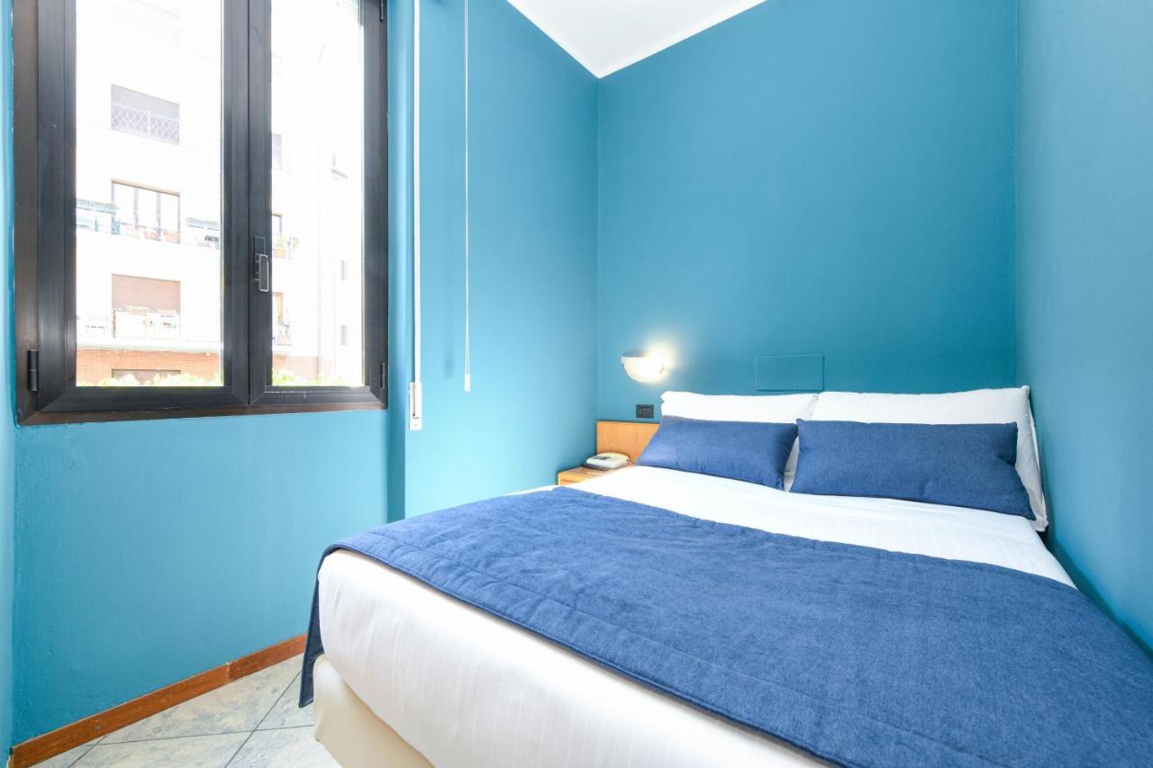 Hotel Aurora Desenzano del Garda Exterior foto
