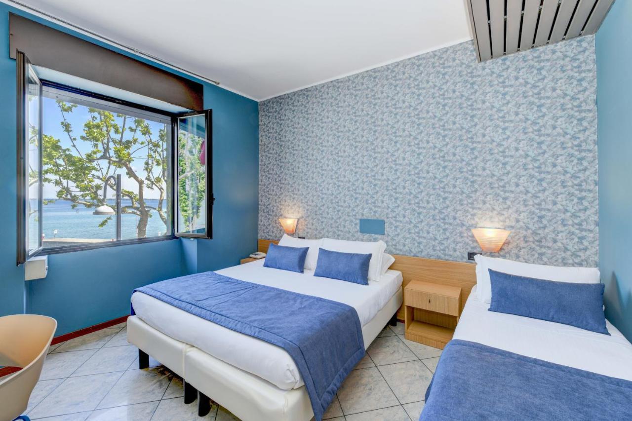 Hotel Aurora Desenzano del Garda Exterior foto